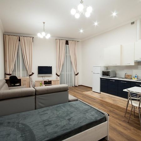 Wonderful Flat On City Center Ужгород Екстер'єр фото